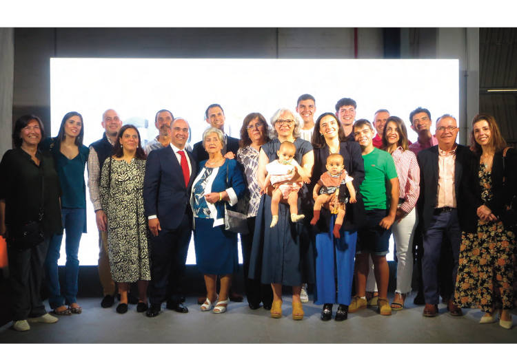 La familia de Alfonso Domínguez Fernández, CEO de Cohidrex.