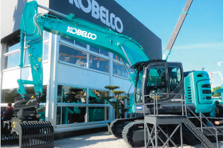 Expositores en Intermat: Kobelco