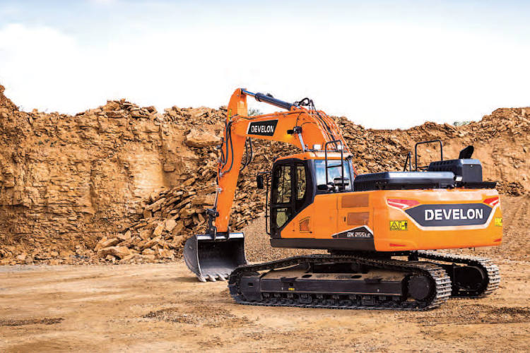 Centrocar, distribuidor para España y Portugal de Develon