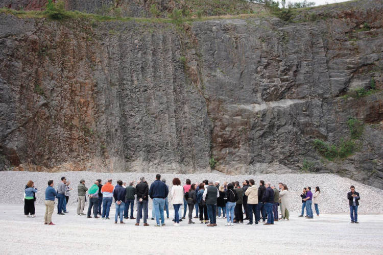 Visita a una cantera durante el anterior Congreso Nacional de Áridos, celebrado en Oviedo en 2022.