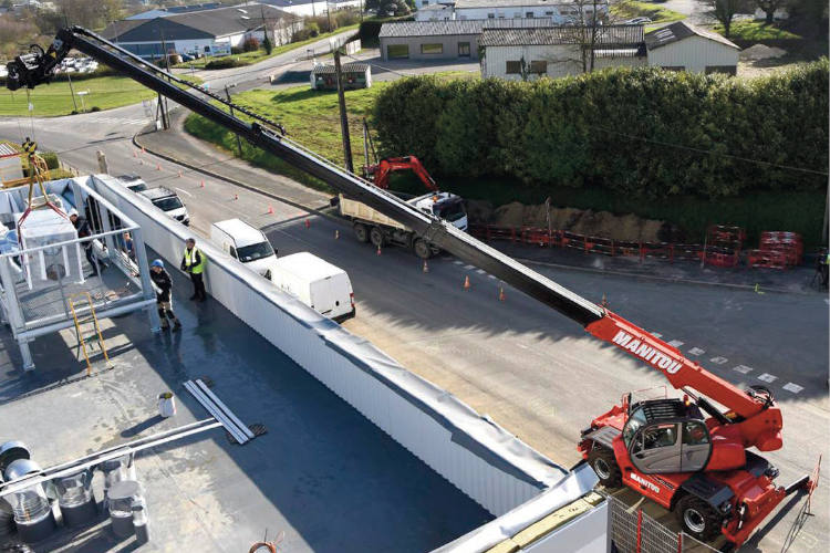 Manitou ha desarrollado un radiomando para su aclamada gama de manipuladores telescópicos rotativos MRT