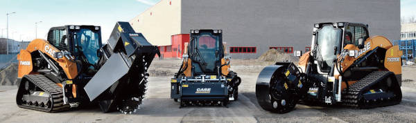 Tres modelos de orugas equipados con distintos implementos Case. Tres modelos de orugas equipados con distintos implementos Case.