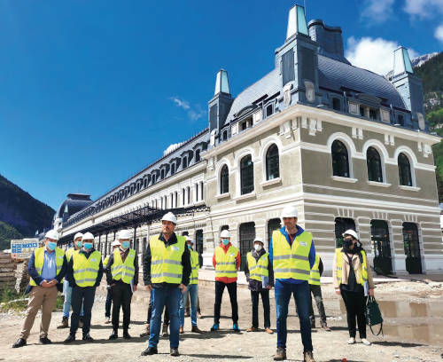 Concluyen las obras de la estación abandonada de Canfranc (Huesca)