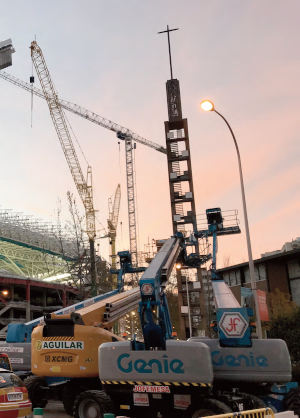 Maquinaria de obra en el Bernabéu