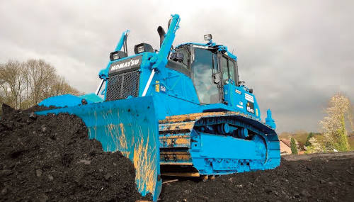 La compañía japonesa Komatsu es uno de los líderes mundiales en la fabricación de equipos de construcción.