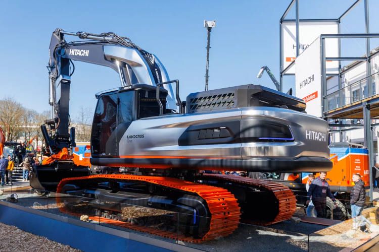 Hitachi Landcros One